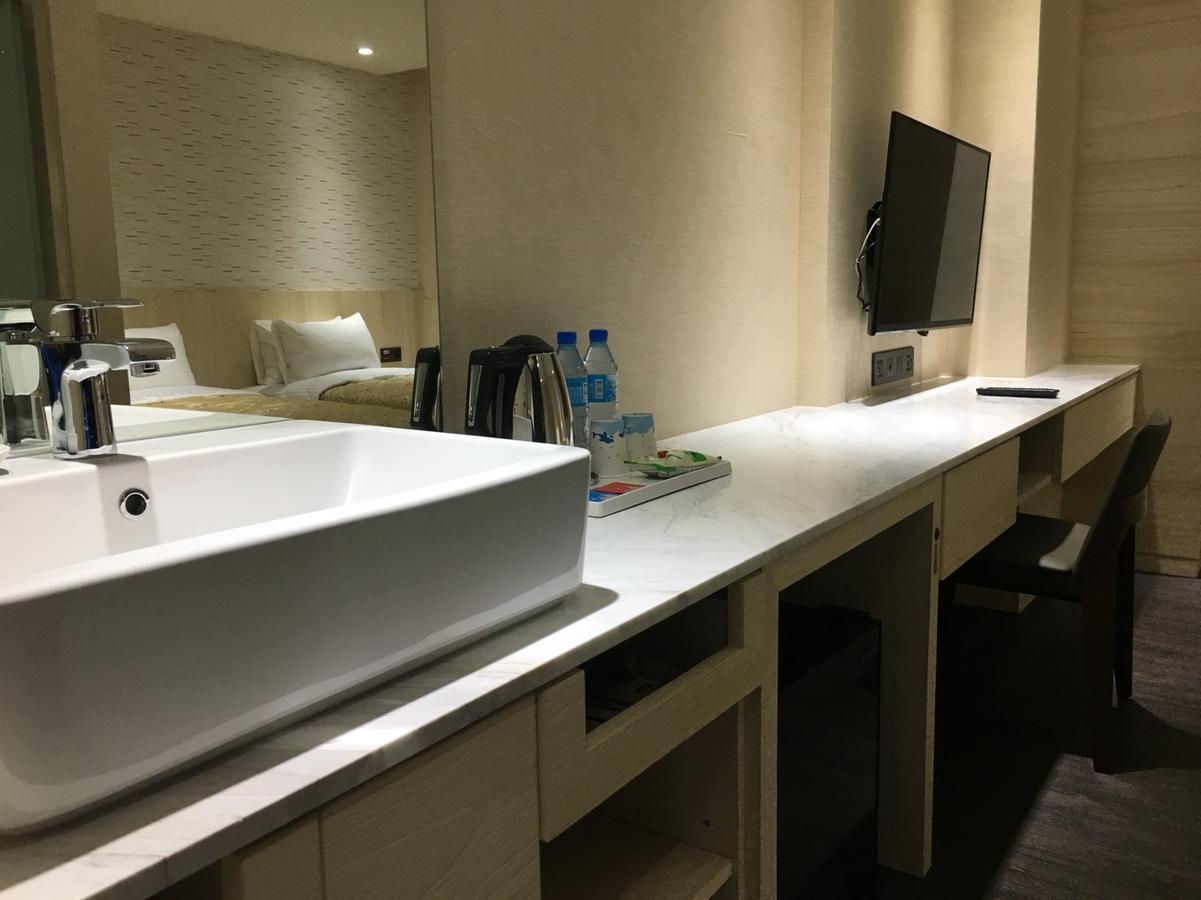 Red Hotel Viên Lâm Ngoại thất bức ảnh